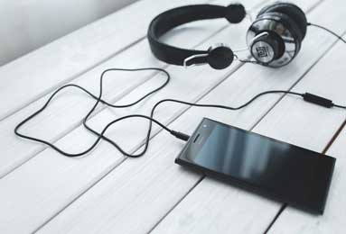 提供西甲-贝尔纳尔决心留巴萨，除非俱乐部要求|巴塞罗那|桑坦德竞技|球员|球队|赫罗纳_新浪体育_新浪新闻