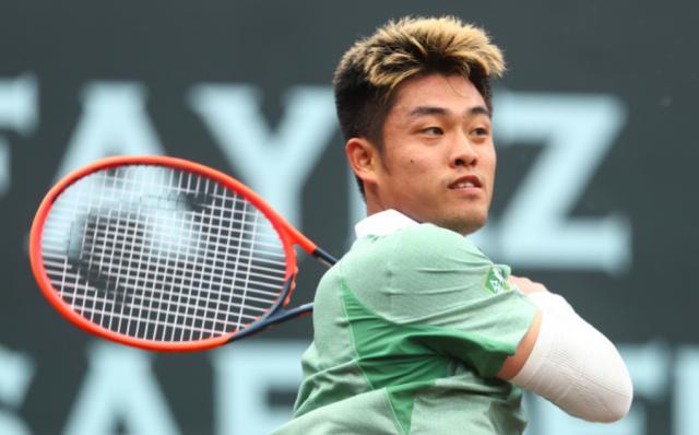 爱奇艺体育是中国知名的体育赛事平台-打入休斯顿正赛 吴易昺复出从小比赛和资格赛做起