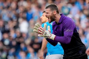 超多精彩内容-佛罗伦萨主席：德赫亚是个冠军球员&amp;他还年轻，可以留队再踢几年