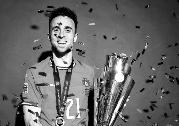 佩佩发文悼念若塔兄弟：一场过早且令人痛心的离别，愿他们安息