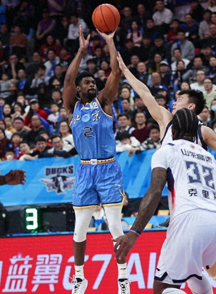 高昂买断费+大合同！北京首钢签约新外援内幕，许利民挑了一个月